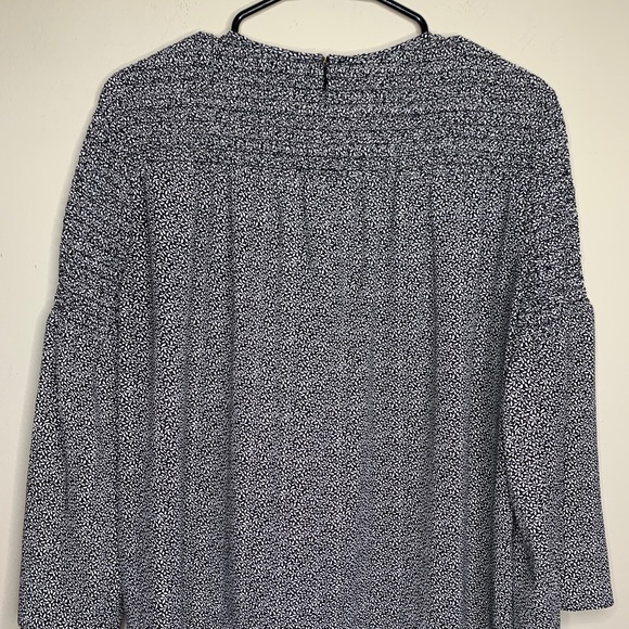 Michael Kors Long Sleeve - Picture 8 of 14